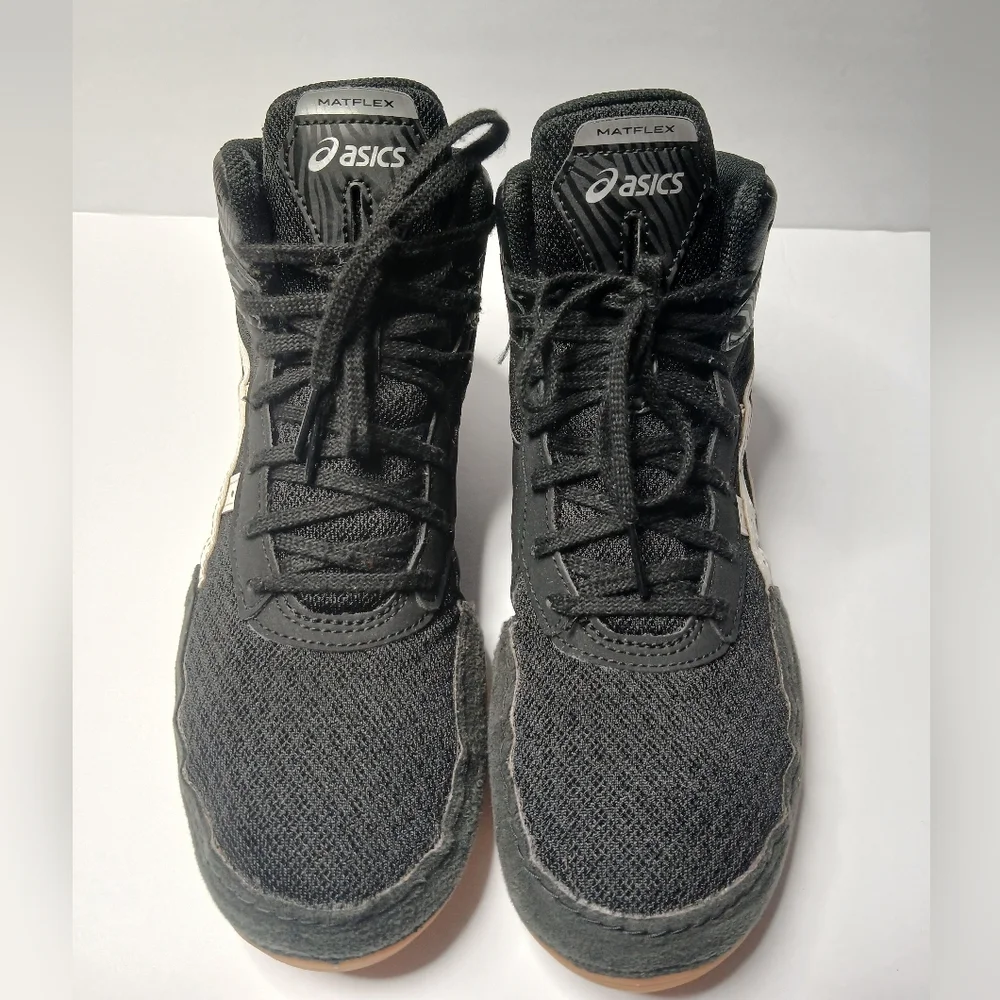 Asics‎ Matflex 6 Wrestling Shoes Kids Size 6 Black White 1084A011 High Top